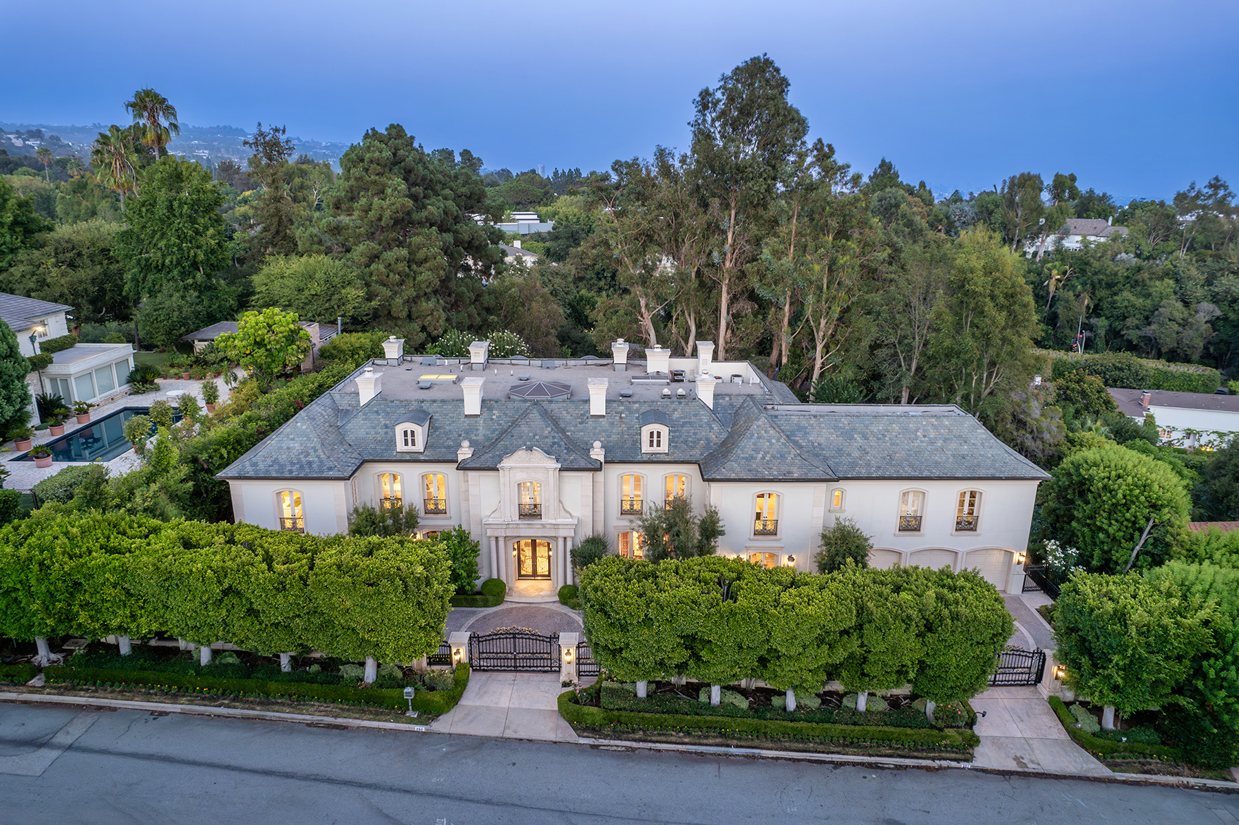 Video Tour Photo